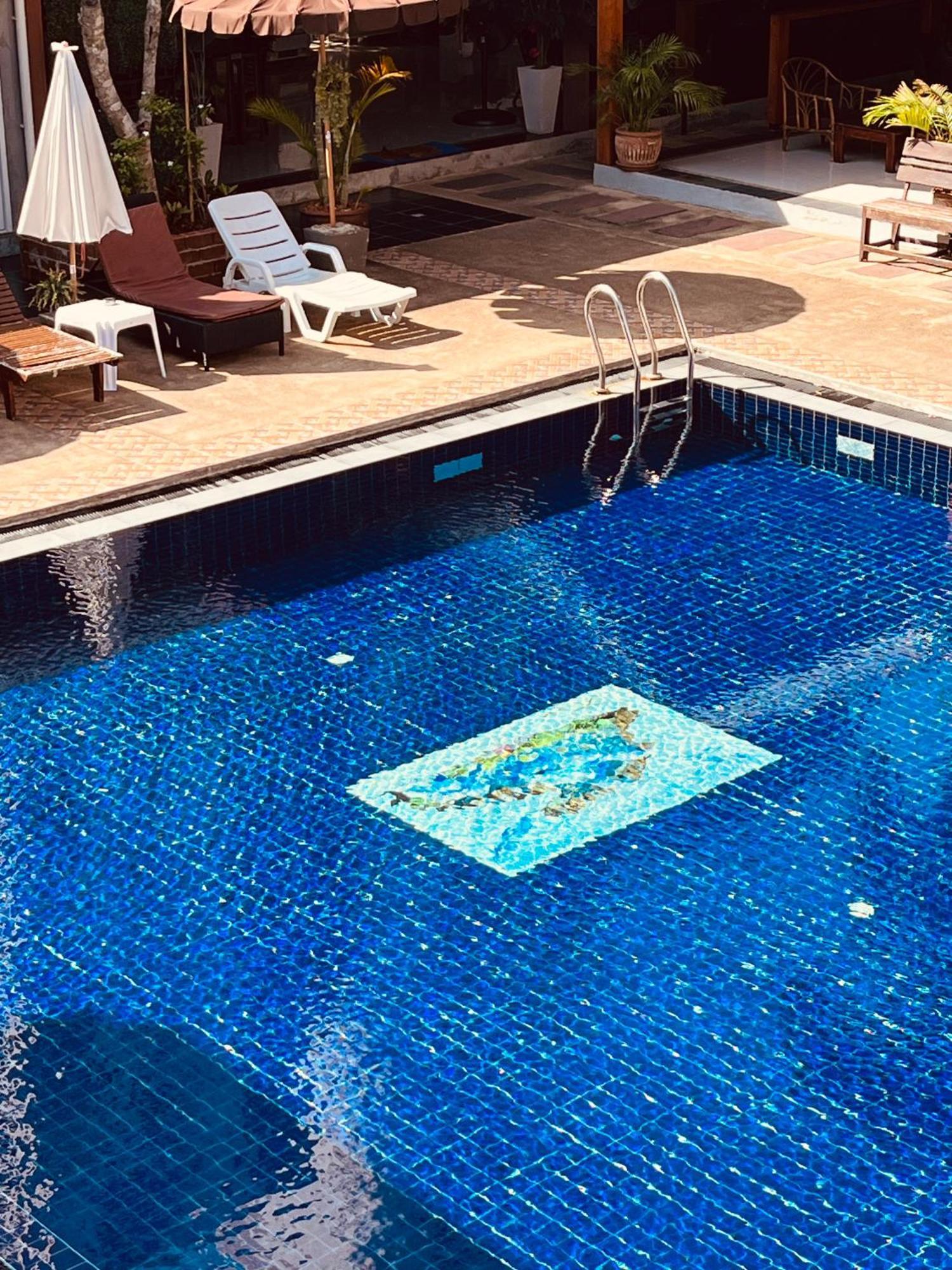 Paradise Land Resort Pattaya Ngoại thất bức ảnh