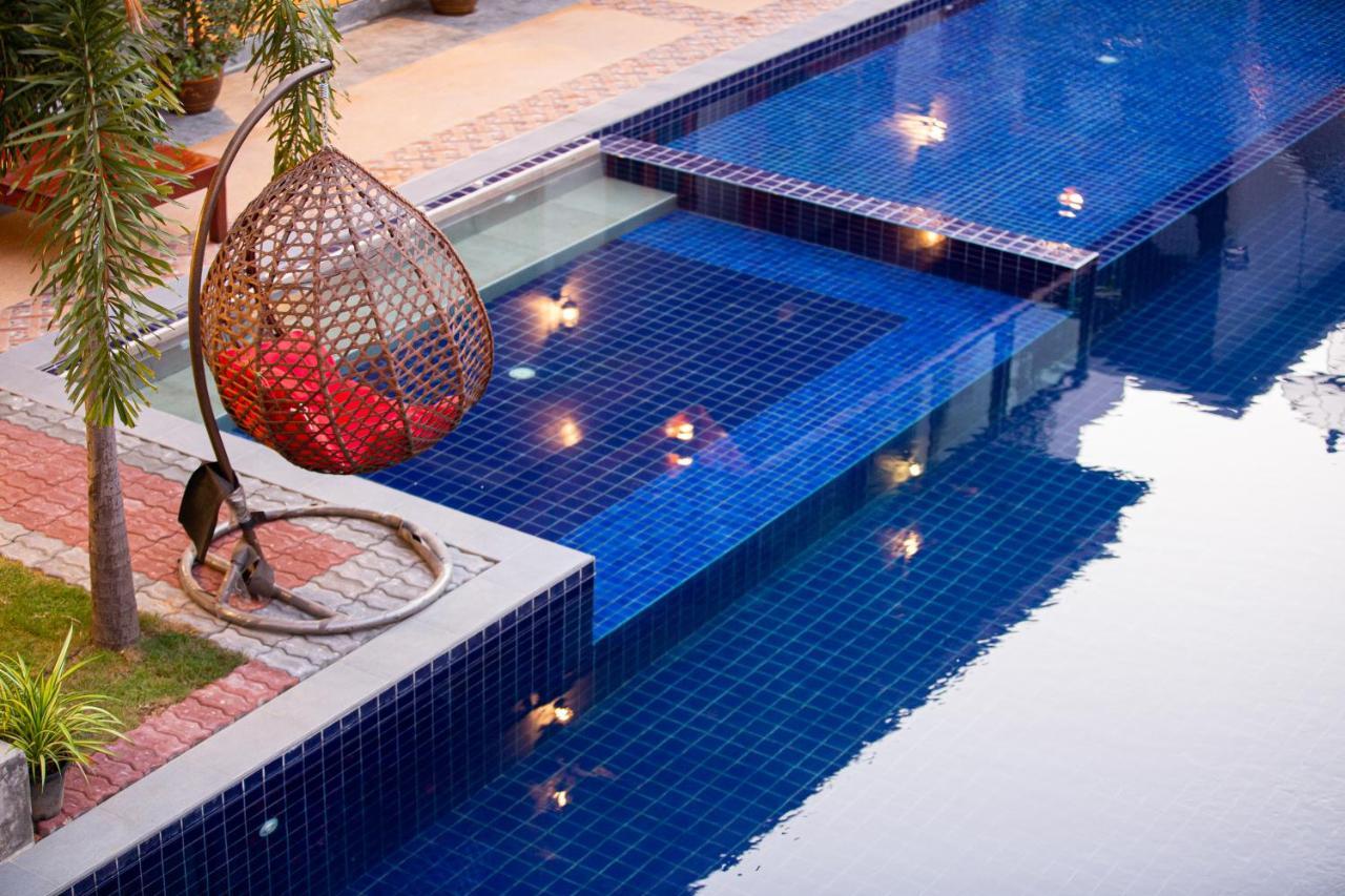 Paradise Land Resort Pattaya Ngoại thất bức ảnh