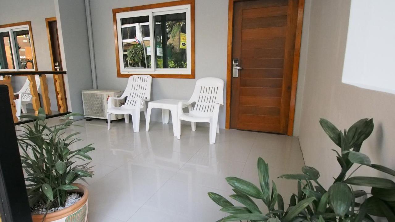 Paradise Land Resort Pattaya Phòng bức ảnh